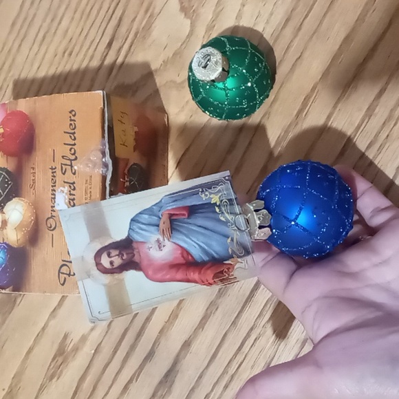 VINTAGE CHRISTMAS PLACE CARD HOLDERS ORNAMENTS - Picture 9 of 12